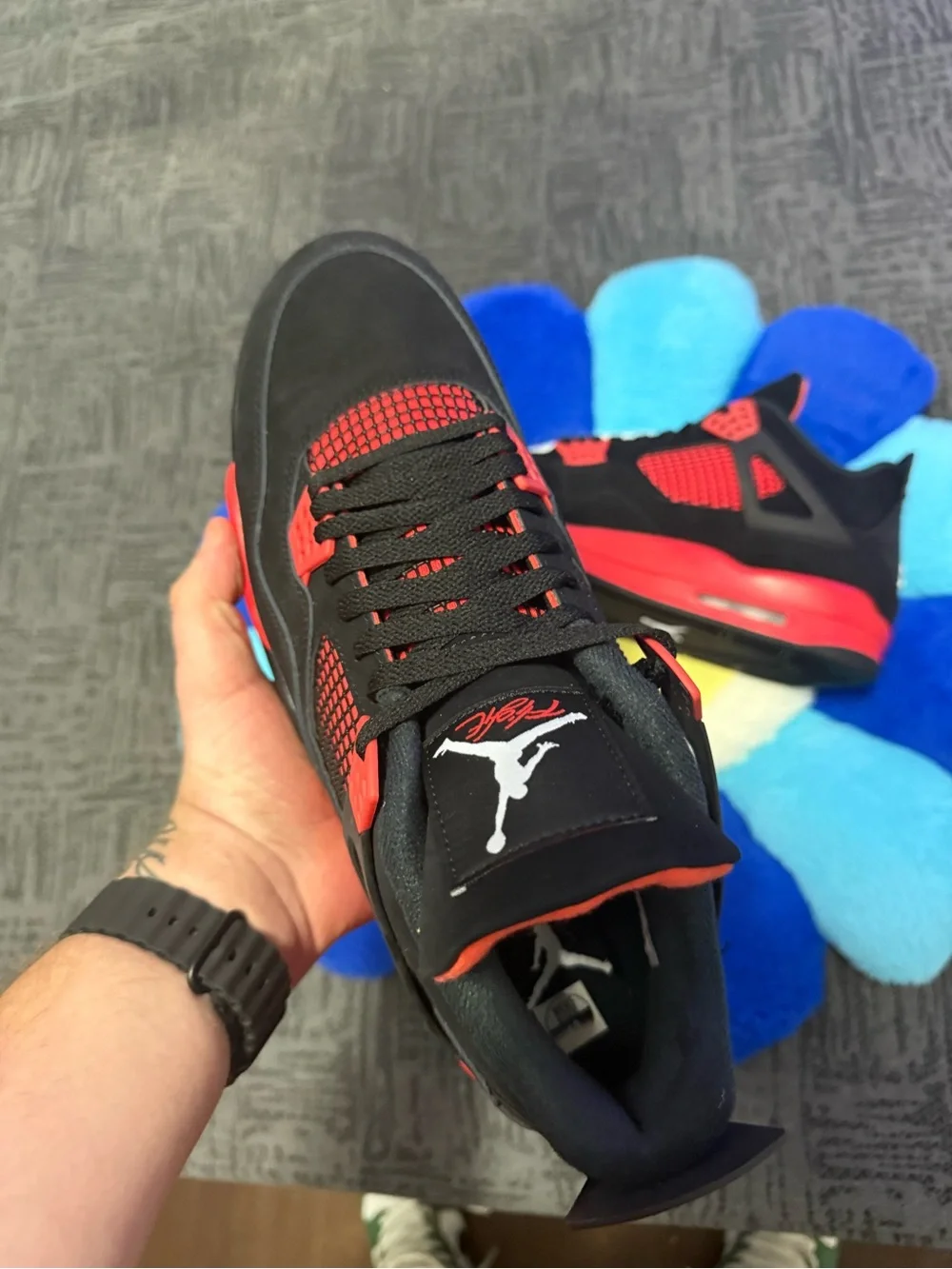 Jordan 4 red thunder size us men 13